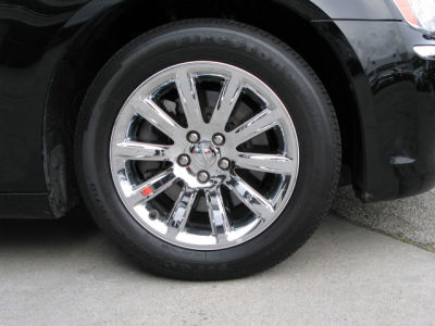 2012 Chrysler 300C  Base