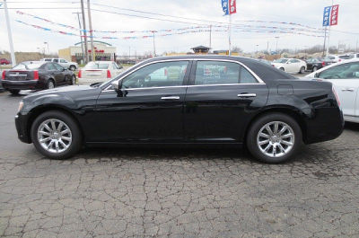 2011 Chrysler 300C  Base