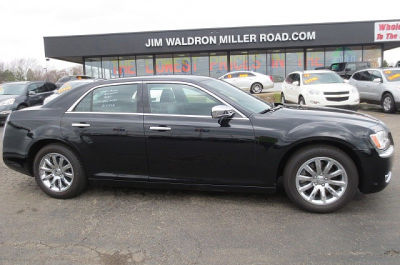 2011 Chrysler 300C  Base