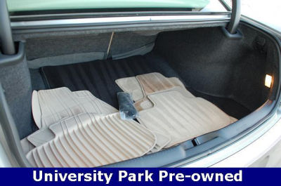 2011 Chrysler 300C  Base