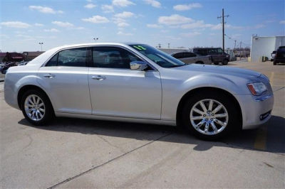 2012 Chrysler 300C  Base