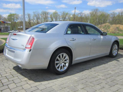 2012 Chrysler 300C  Base