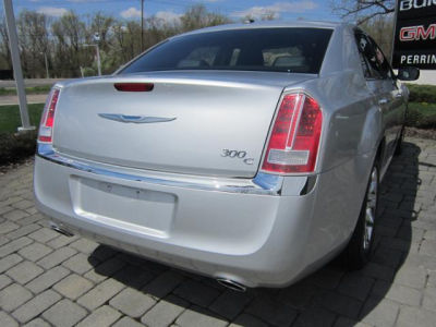 2012 Chrysler 300C  Base