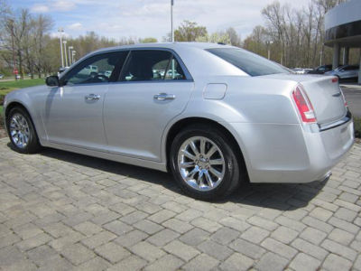 2012 Chrysler 300C  Base