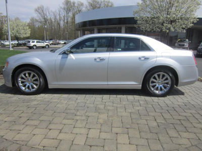 2012 Chrysler 300C  Base