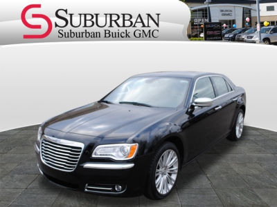 2011 Chrysler 300C  Base