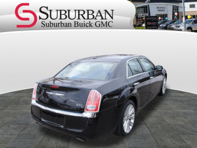 2011 Chrysler 300C  Base