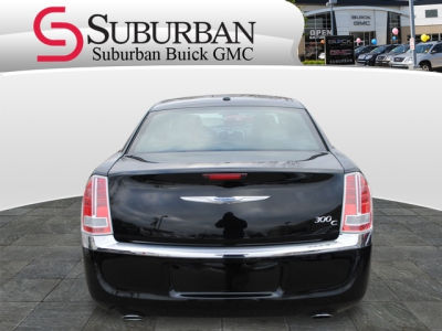 2011 Chrysler 300C  Base
