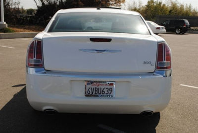 2011 Chrysler 300C  Base