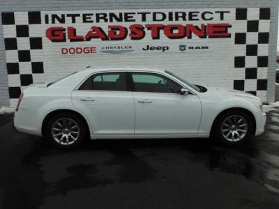 2012 Chrysler 300C  Base