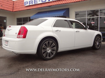 2010 Chrysler 300C  300S