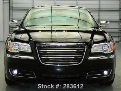 2012 Chrysler 300C  Base