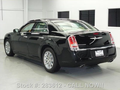 2012 Chrysler 300C  Base