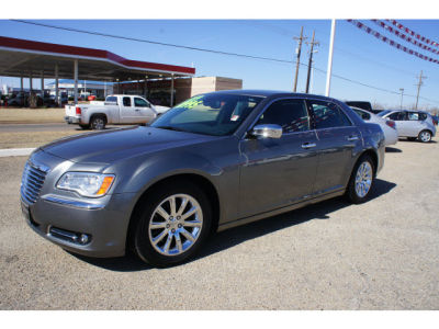 2012 Chrysler 300C  Base