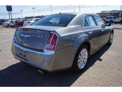 2012 Chrysler 300C  Base