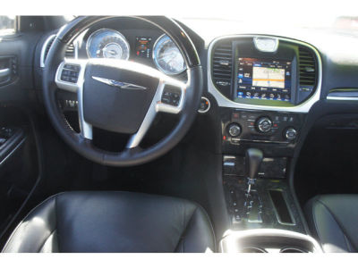 2012 Chrysler 300C  Base
