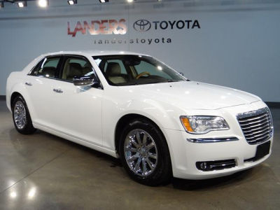 2012 Chrysler 300C  Base