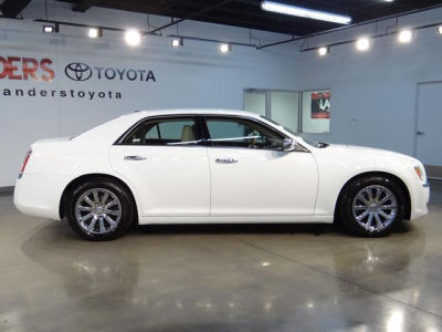 2012 Chrysler 300C  Base