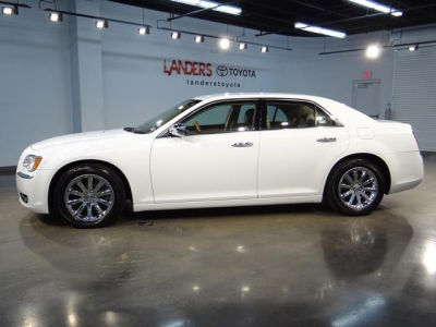 2012 Chrysler 300C  Base
