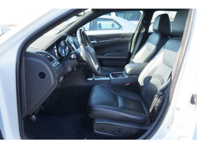 2012 Chrysler 300C