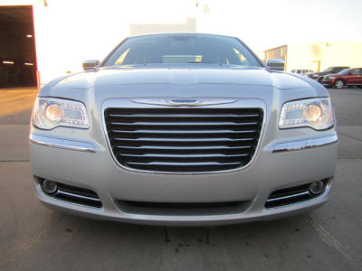 2012 Chrysler 300C  Base