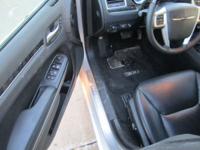 2012 Chrysler 300C  Base