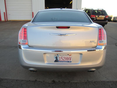 2012 Chrysler 300C  Base