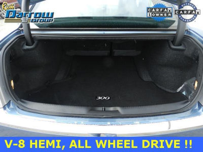 2011 Chrysler 300C  Base