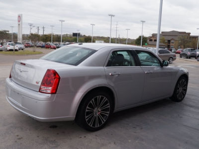 2010 Chrysler 300C  300S