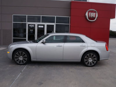 2010 Chrysler 300C  300S
