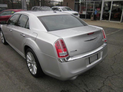2011 Chrysler 300C  Base