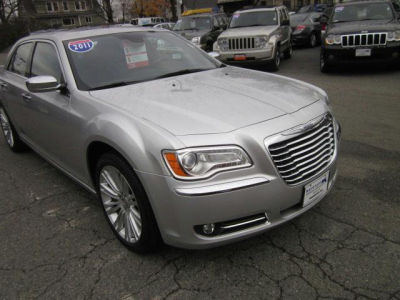 2011 Chrysler 300C  Base