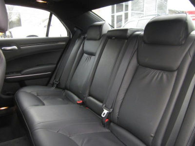 2011 Chrysler 300C  Base