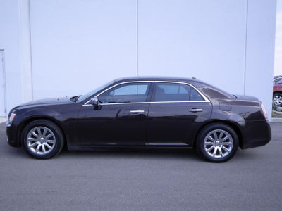 2012 Chrysler 300C  Base