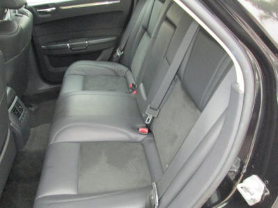 2010 Chrysler 300C  SRT-8