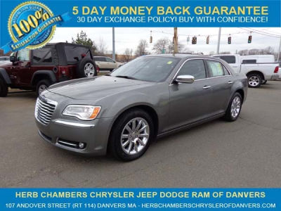 2012 Chrysler 300C  Base