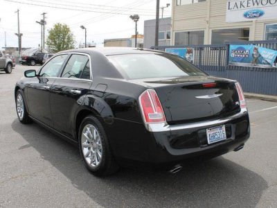 2012 Chrysler 300C  Base