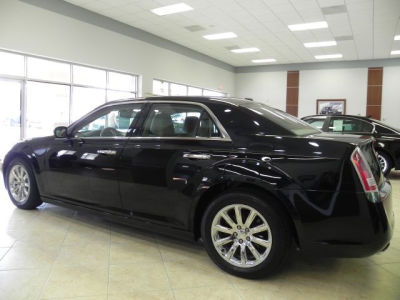2012 Chrysler 300C  Base