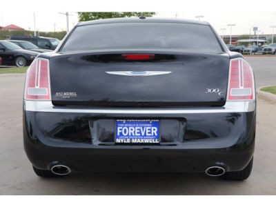 2012 Chrysler 300C  Base