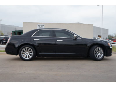 2012 Chrysler 300C  Base