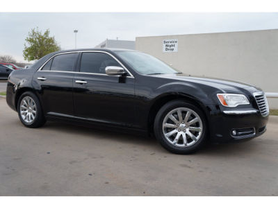 2012 Chrysler 300C  Base