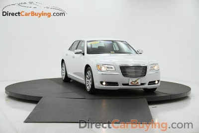 2012 Chrysler 300C  Base
