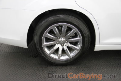 2012 Chrysler 300C  Base