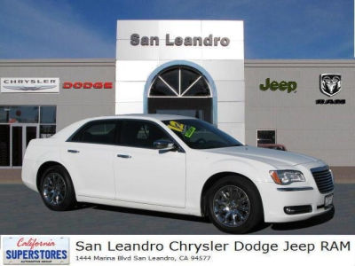 2012 Chrysler 300C  Base