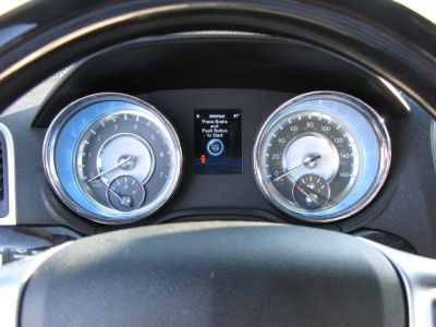 2012 Chrysler 300C  Base