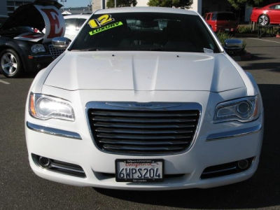 2012 Chrysler 300C  Base
