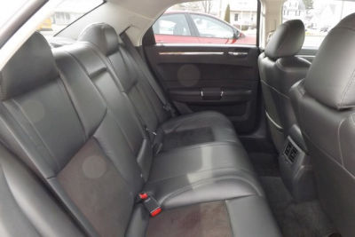 2010 Chrysler 300C  300S