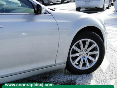 2012 Chrysler 300C  Base