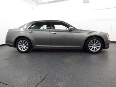 2012 Chrysler 300C  Base