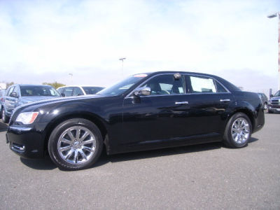 2012 Chrysler 300C  Base